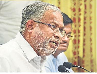 Karnataka budget: Minister seeks KV-model schools, 10,000 teachers for Kalyana-Karnataka region