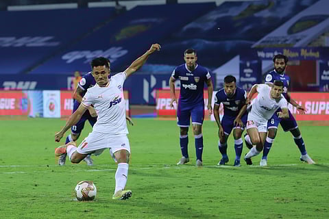 Bengaluru FC skipper Sunil Chhetri converted a crucial penalty shot to give his team the lead against Chennaiyin FC. (Photo| ISL media)