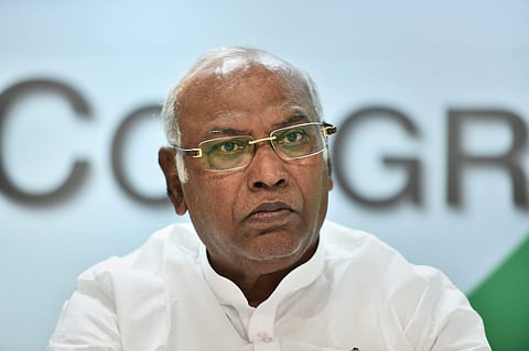 Senior Congress leader Mallikarjun Kharge (Photo | PTI)