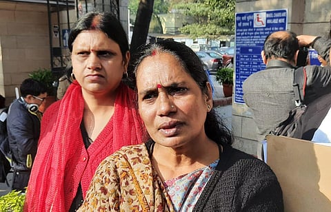 Nirbhaya's mother Asha Devi addresses the media outside the Patiala House court in New Delhi. (Photo| Shekhar Yadav, EPS)