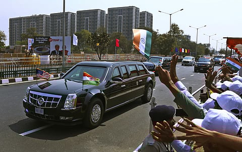 Ahmadabad wave at the motorcade of U.S. President Donald Trump. (Photo|AP)