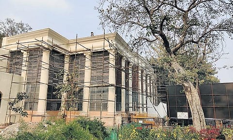 The mansion with large Roman pillars represents a colonial style. ( Photo | Parvez Sultan, EPS)