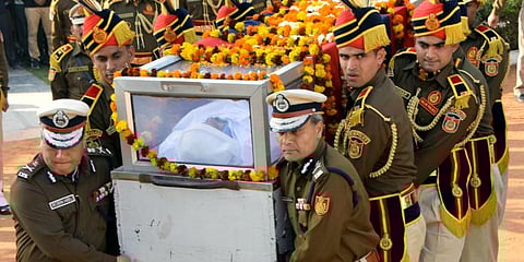 Delhi Police chief Amulya Patnaik and senior police officials carry the mortal remains of Head Constable Rattan Lal for the funeral in New Delhi on Tuesday. (Photo| ANI)