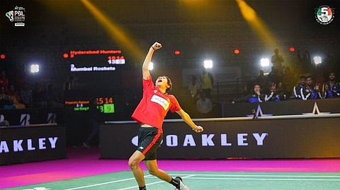 Priyanshu Rajawat defeated Korea's Lee Dong Keun 15-13 15-9 in the men's singles match. (Photo | Twitter)