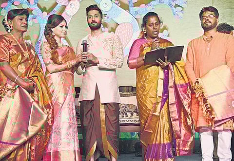 The couple with Akkai Padmashali