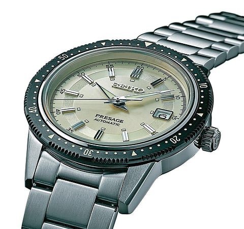 To this day, it is considered a legendary timepiece that exudes Seiko’s uncompromising manufacturing ability.