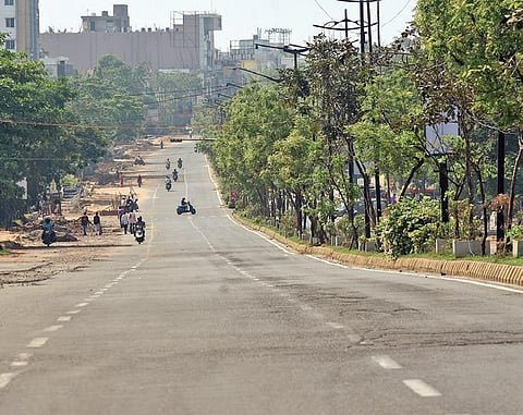 A deserted Rupali Square during lockdown in Bhubaneswar on Tuesday (Photo | Biswanath Swain, EPS)