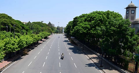 N R road in Bengaluru wore deserted look with lockdown. (Photo | Shriram BN, EPS)