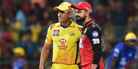 CSK skipper MS Dhoni with RCB captain Virat Kohli (Photo | PTI)