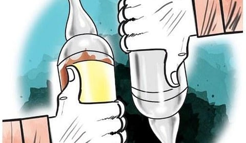 Tipplers tap excise offices across Kerala for daily fix