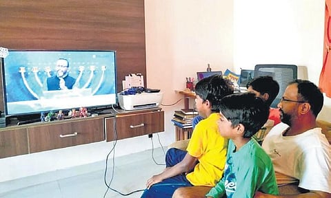 Online services by Bethel AG Church International Worship Centre  see an attendance of over 1,00,000 participants