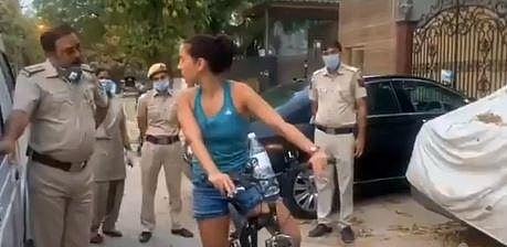 A woman from Uruguay indulged in an argument with Delhi Police on Saturday at Paschimi Marg in Vasant Vihar as she was stopped by personnel on duty for not following COVID-19 lockdown norms.