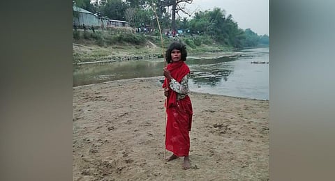 Photo of the woman stranded along India-Bangladesh border