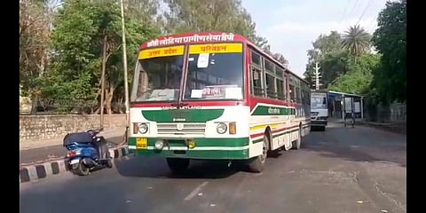 One of the buses that reached Kota to evacuate students on Friday (Photo | EPS)