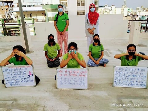 Stranded students from Bihar protest against Nitish Kumar govt.