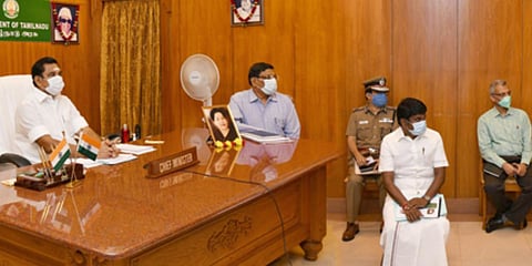 Tamil Nadu CM Edappadi Palaniswami (L) with senior government officials durng the video-conference with PM Modi. (Photo| Special arrangement)