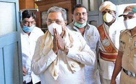 Congress leader Siddaramaiah leaves the DC’s officie after a meeting with officials on the COVID-19 preparations in Mysuru on Friday | Udayshankar S