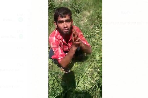 Screengrab from the video that shows  Dilshad Ali being beaten up