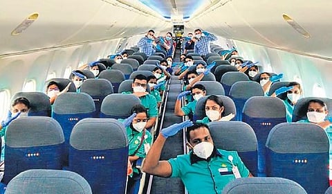 The medical team which took off to the UAE from Kochi | TWITTER