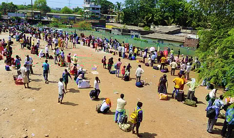 places during the ongoing nationwide COVID-19 lockdown in Palghar district of Maharashtra Thursday May 14 2020. (Photo | PTI)