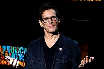 Kevin Bacon dances back to 'Footloose' high school