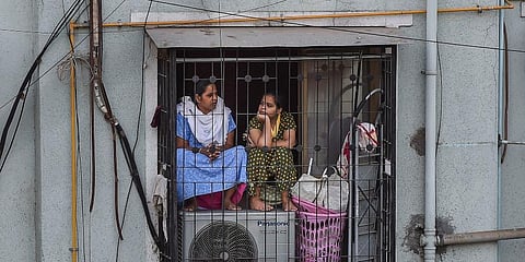 By April 30, the state had crossed 10,000 cases to rest at 10,498 with 459 deaths, and of these Mumbai cornered the lion's share -- 7,061 cases and 290 fatalities. (Photo | PTI)