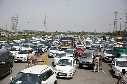 Long queue of vehicles at Delhi-Gurugram border on Monday. (Photo | EPS/Shekhar Yadav)