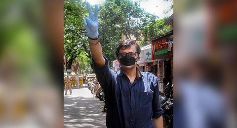 Republic TV Editor-in-Chief Arnab Goswami at N M Joshi Marg police station in Mumbai. (Photo | PTI)