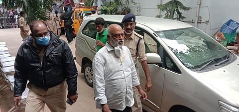 TDP leader, MLA JC Prabhakar Reddy being taken to the Anantapur police station.