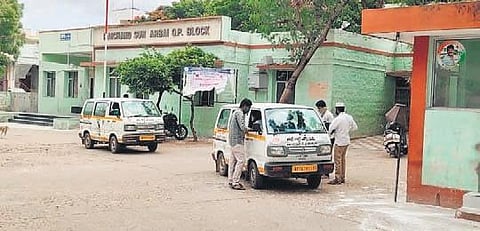 Patients being sent home from MCH in Adoni town on Thursday. (Photo| EPS)