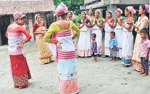 Each state has been allotted five days to represent itself through infographics, pictures, illustrations, sketches, videos and storytelling, traditional recipes, tourist spots and their USP.