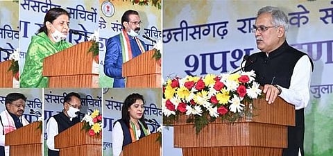 CM Bhupesh Baghel administering oath to parliamentary secretaries in Raipur (Photo | EPS)