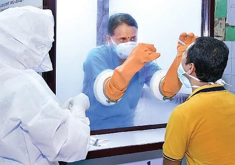 Representational image of a sample collection unit