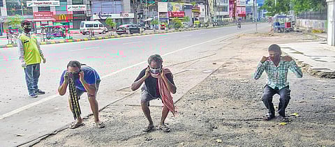 People being punished for not wearing face masks during total lockdown imposed in Bihar | PTI