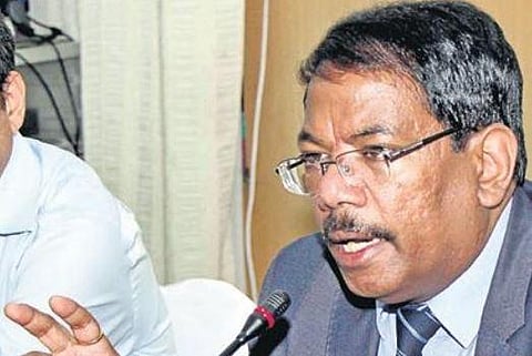 The baton to fight covid passes on to trusted man