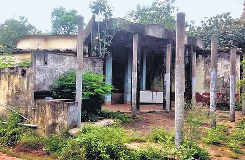 The dilapidated building of OTDC Panthika near Gokarneswar in Jajpur (Photo | EPS)