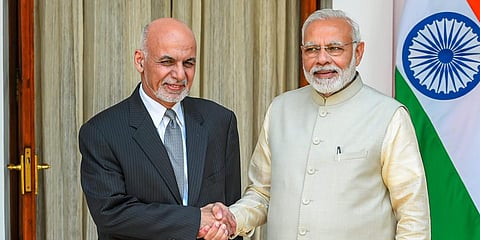 PM Narendra Modi (R) and Afghanistan President Ashraf Ghani ahead of a meeting at Hyderabad House in New Delhi. (File photo| PTI)