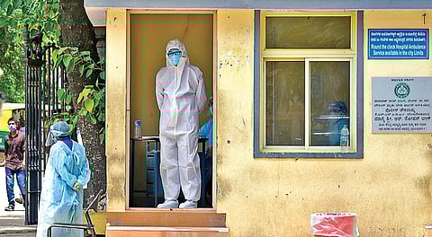 Medical professionals on duty at Bowring Hospital in Bengaluru on Wednesday |  Vinod Kumar T