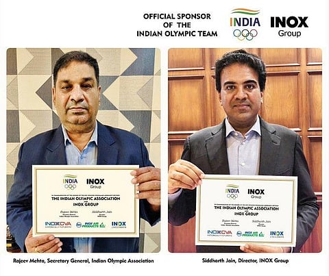 IOA's secretary-general Rajeev Mehta (L) and Siddharth Jain, director INOX Group. (Photo | @WeAreTeamIndia/Twitter)