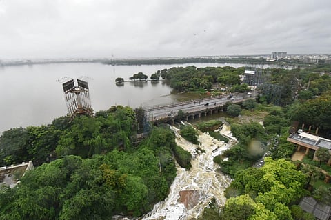 Water level increases in the Hussain Sagar lake due to incessant rain in Hyderabad. (Photo| EPS/ S Senbagapandiyan)
