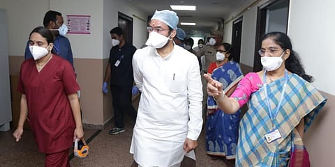MoS Home Affairs G Kishan Reddy inspects COVID-19 ward facilities, at TIMS in Gachibowli on Saturday. (Photo| EPS)