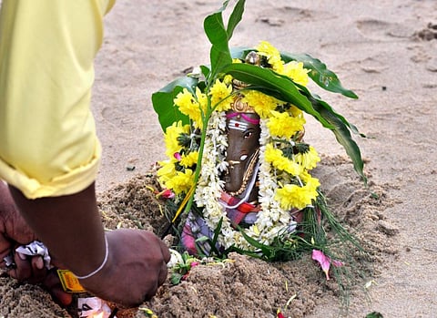 Low-key Ganesh Chaturthi was celebrated across states keeping COVID-19 in mind. (Photo | Debadatta Mallick, EPS)
