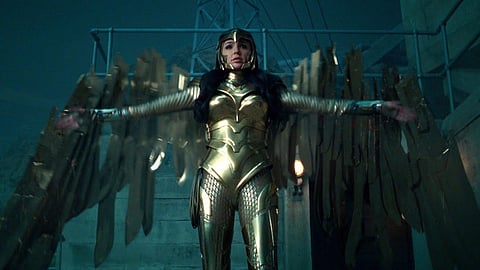 Gal Gadot's Wonder Woman can be seen wearing her new shiny suit (Photo | YouTube Screengrab)