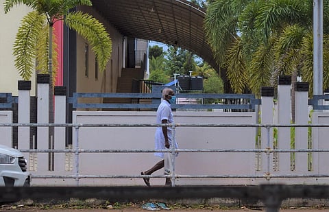 A man seen wearing mask outside in Kerala. (Photo | Ashitha Jayaprakash)