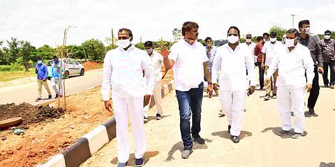 Hyderabad Mayor Bonthu Rammohan inspected missing link road works on Saturday. (Photo| EPS)