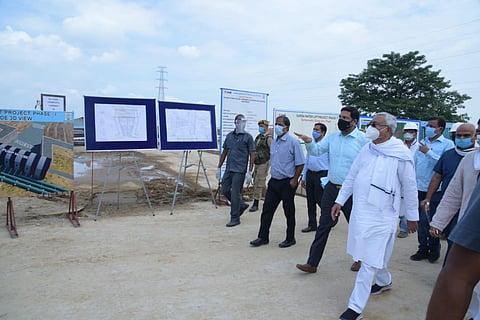 Bihar CM Nitish Kumar inspecting site in mokama.