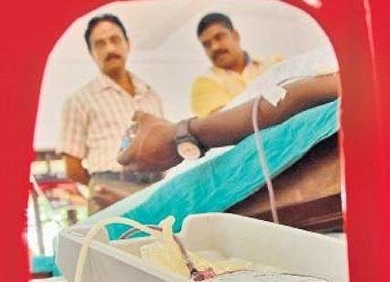 Pandemic keeps blood donors away