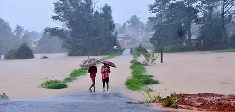 Heavy rainfall lashes Kerala. (Photo | Manu R Mavelil, EPS)