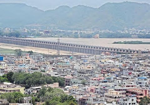 AP set to turn tables on Telangana citing violations of irrigation projects rules