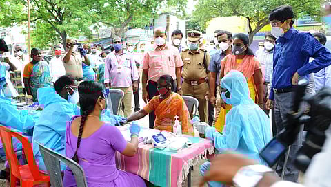 Tamil Nadu Health Secretary J Radhakrishnan inspecting a fever camp held at Sainathapuram in Vellore.